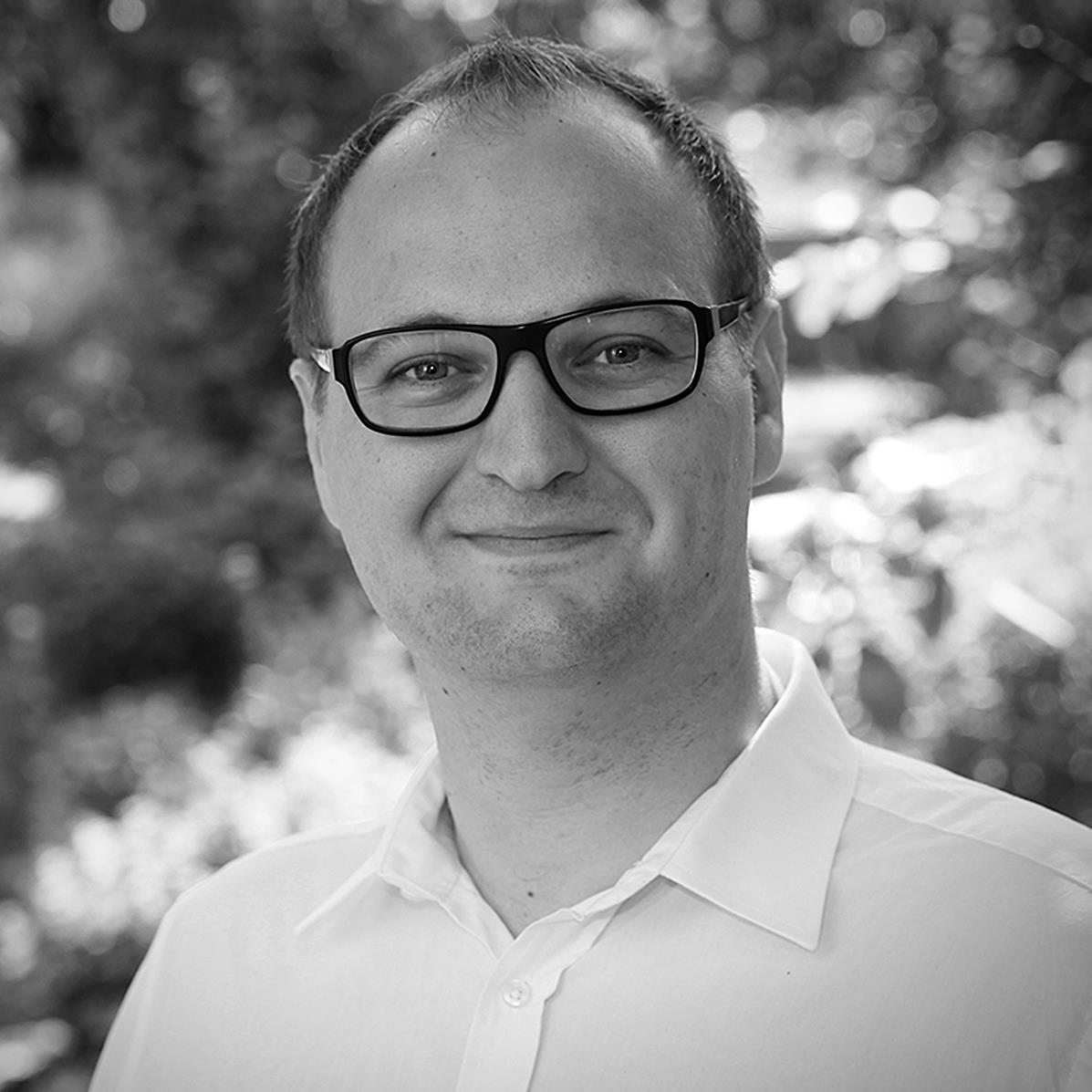 Dustin RulfsProjektleitungQualitätsmanagement 